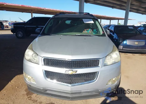 2010 Chevrolet Traverse Ls from USA, damaged, VIN 1GNLREED5AS154910